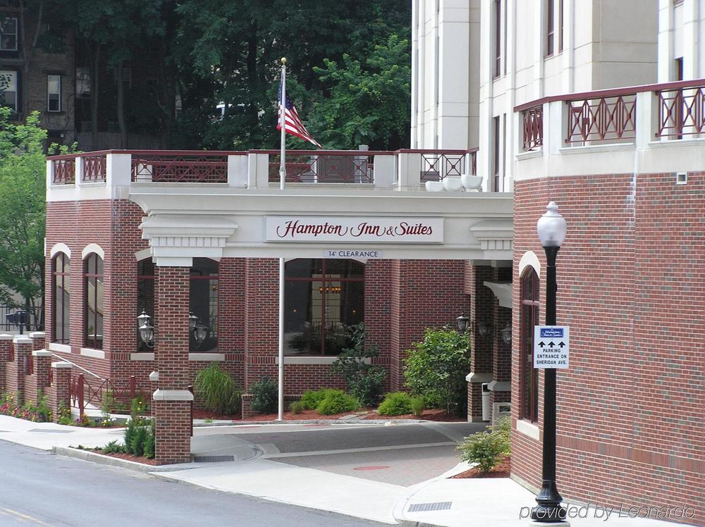 Hampton Inn & Suites Albany-Downtown Экстерьер фото