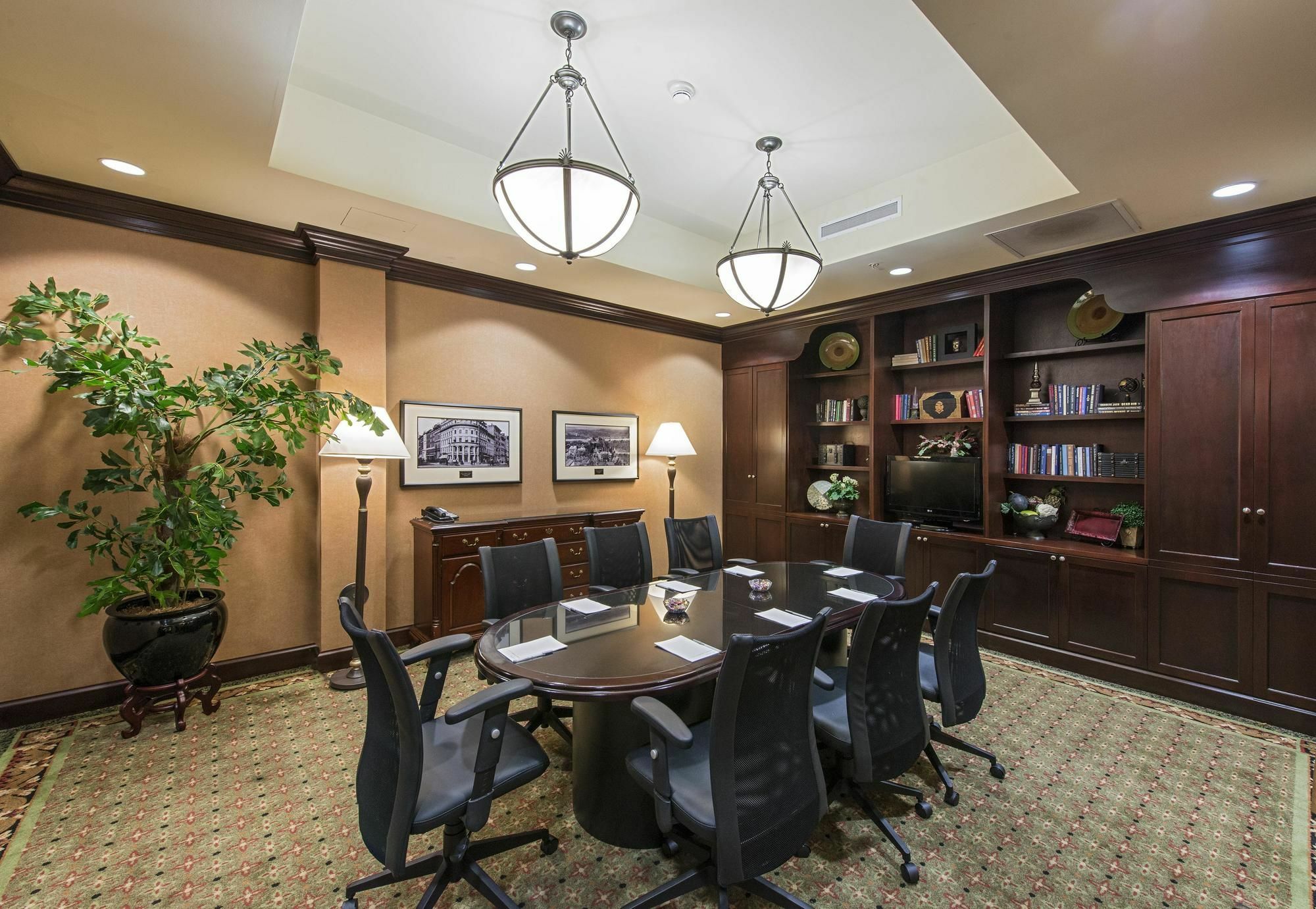 Hampton Inn & Suites Albany-Downtown Экстерьер фото